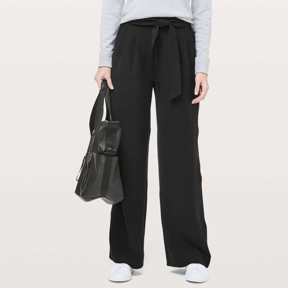 Lululemon Women's Noir Pants Black Sz 6